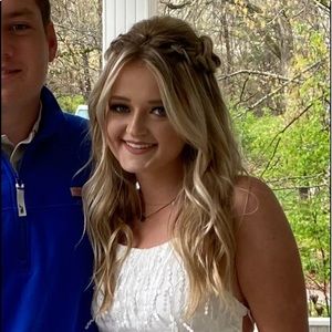 Meet your Posher, Lana